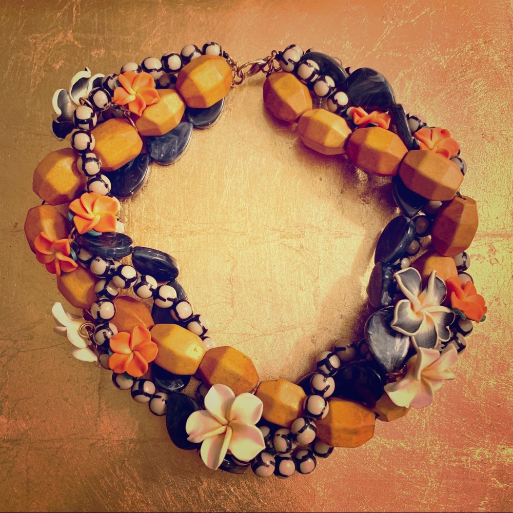 Beautiful large statement necklace